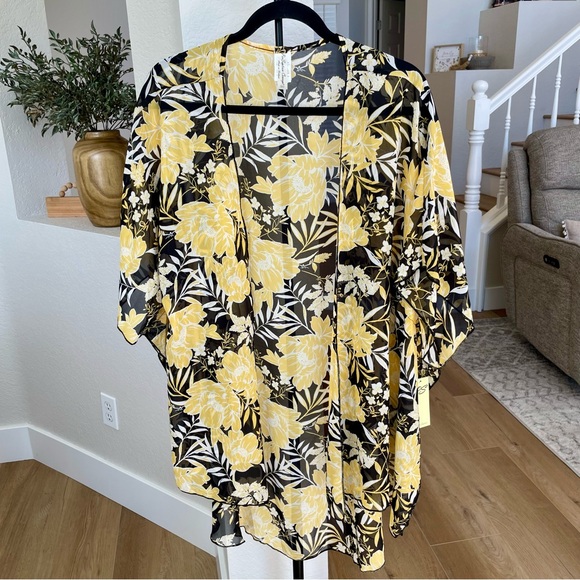 Per Seption Concept Tops - NWT Per Seption Concept Floral Kimono Cardigan XL Yellow Black Open Front Boho